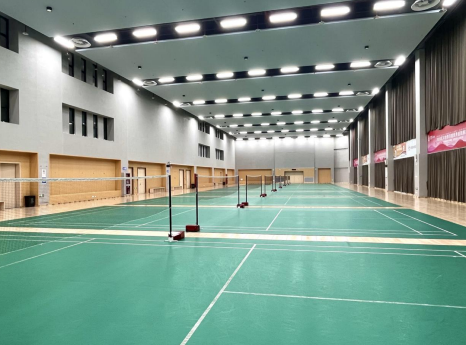 OWgXK, 龄段市民的