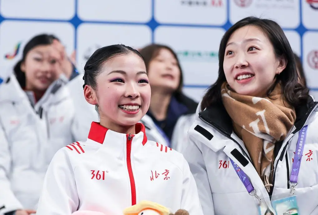 顶着非常大, img