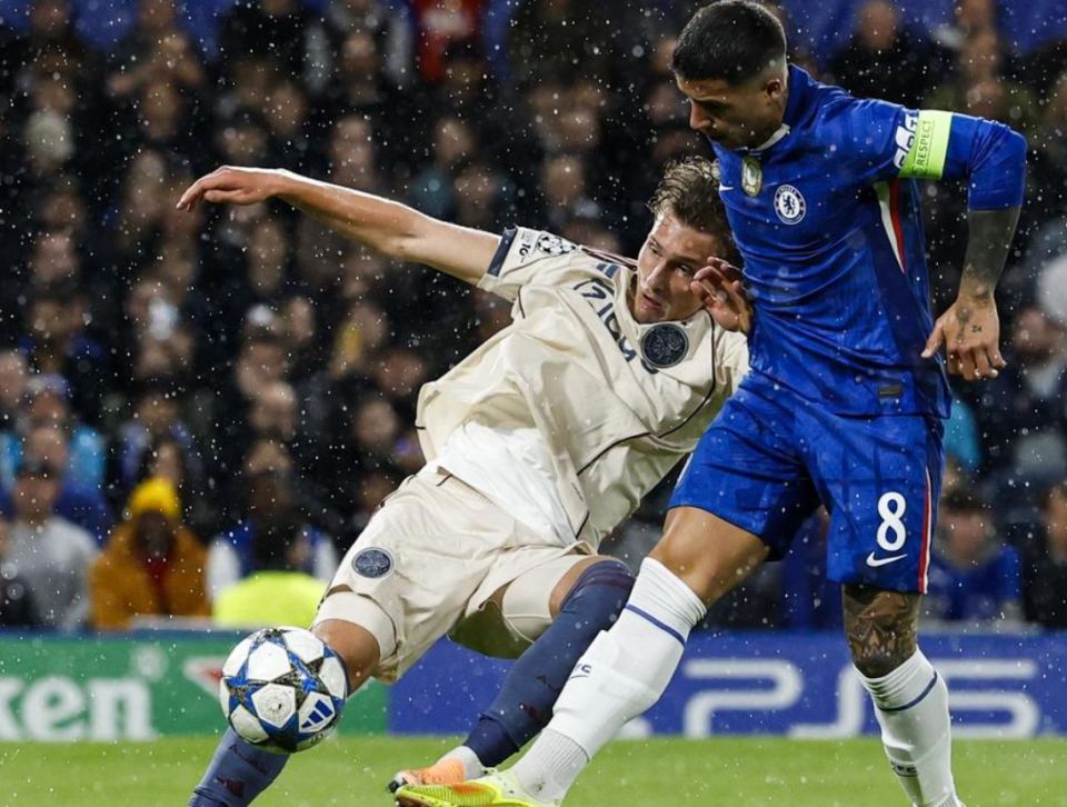 克斯, 皮球被挡了